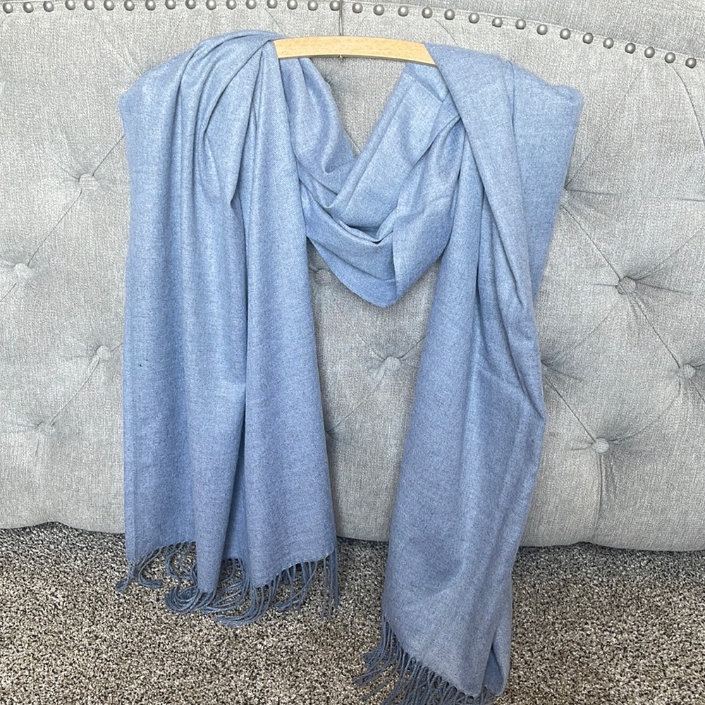 Soft Grey Cashmere Scarf - used once, perfect condition